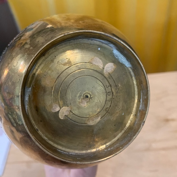 Vintage Brass pitcher - Picture 5 of 5